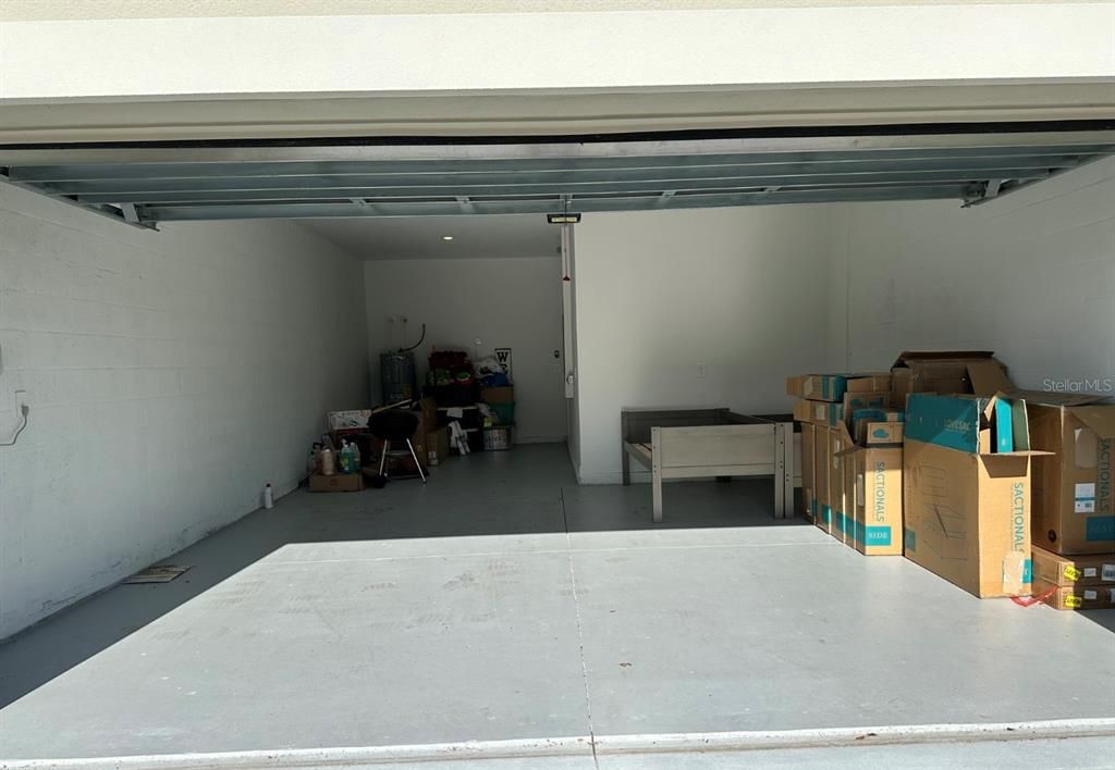 En Renta: $2,600 (4 camas, 2 baños, 3379 Pies cuadrados)