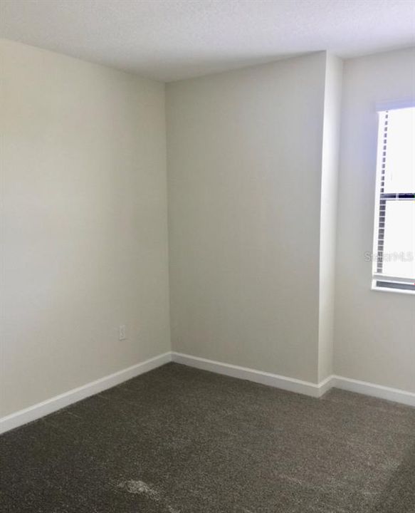 For Rent: $2,225 (3 beds, 2 baths, 1741 Square Feet)