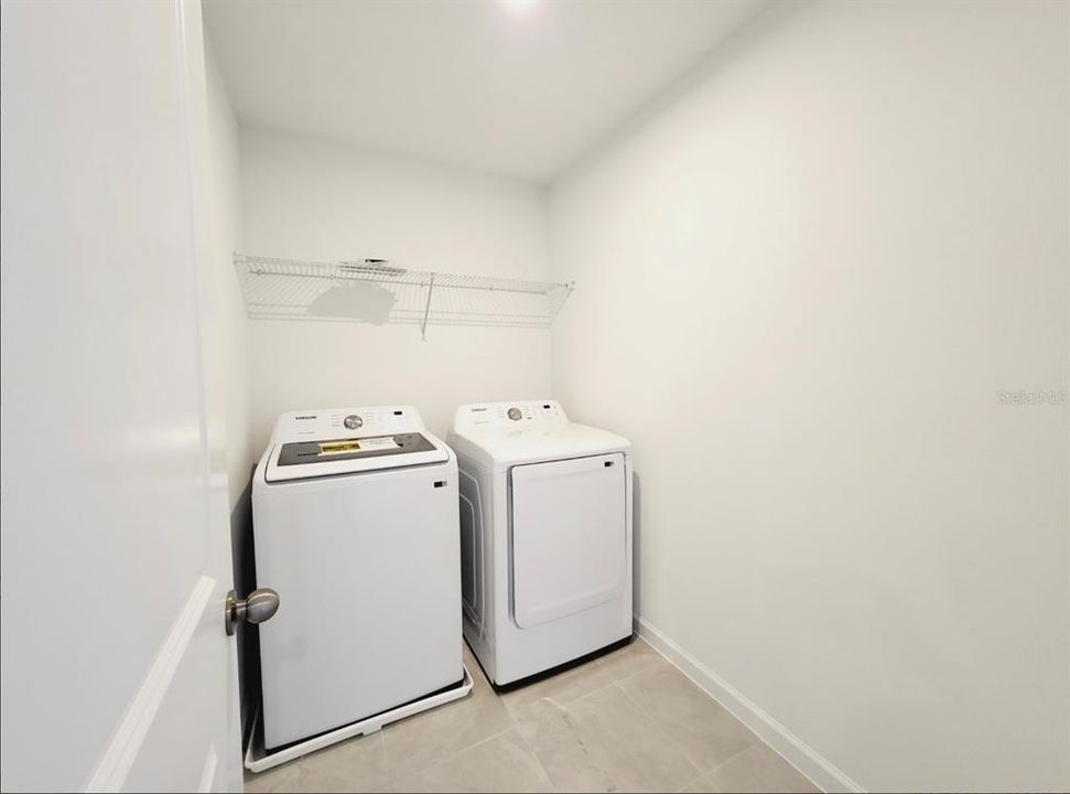 For Rent: $2,900 (5 beds, 3 baths, 2582 Square Feet)