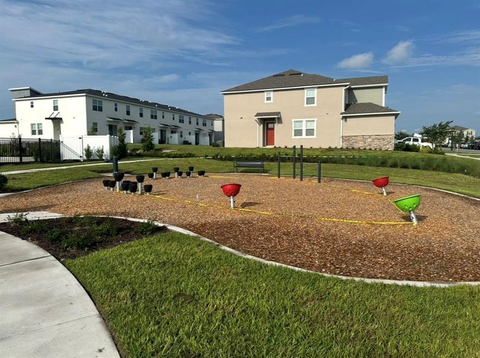 For Rent: $2,900 (5 beds, 3 baths, 2582 Square Feet)