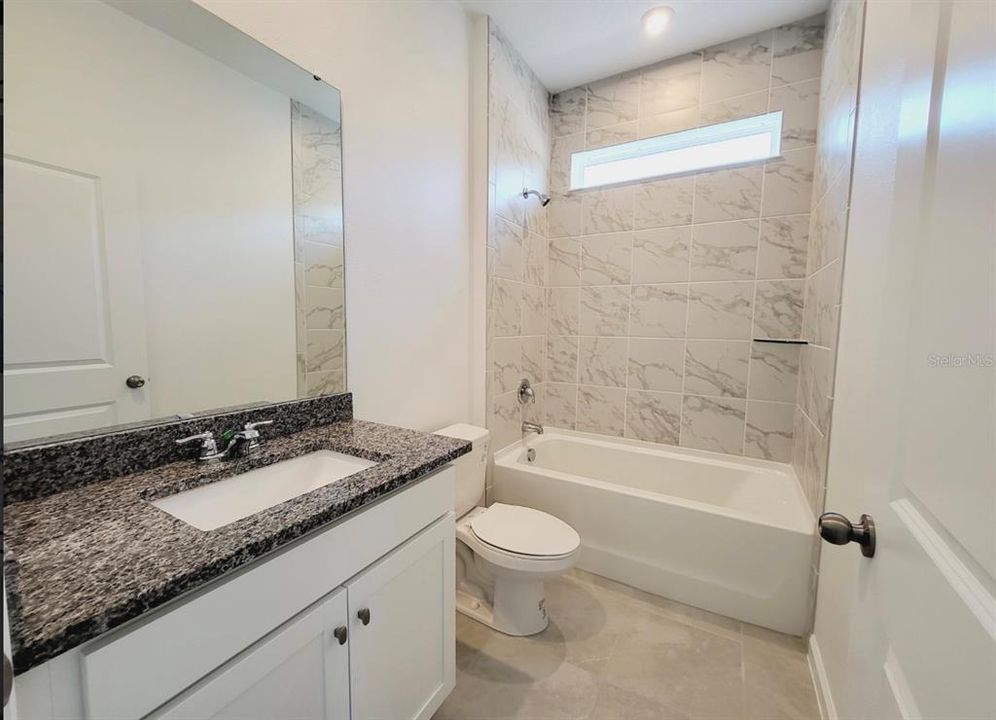 For Rent: $2,900 (5 beds, 3 baths, 2582 Square Feet)