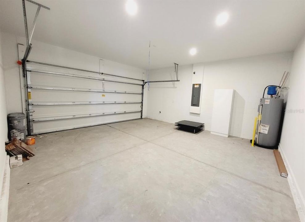 For Rent: $2,900 (5 beds, 3 baths, 2582 Square Feet)