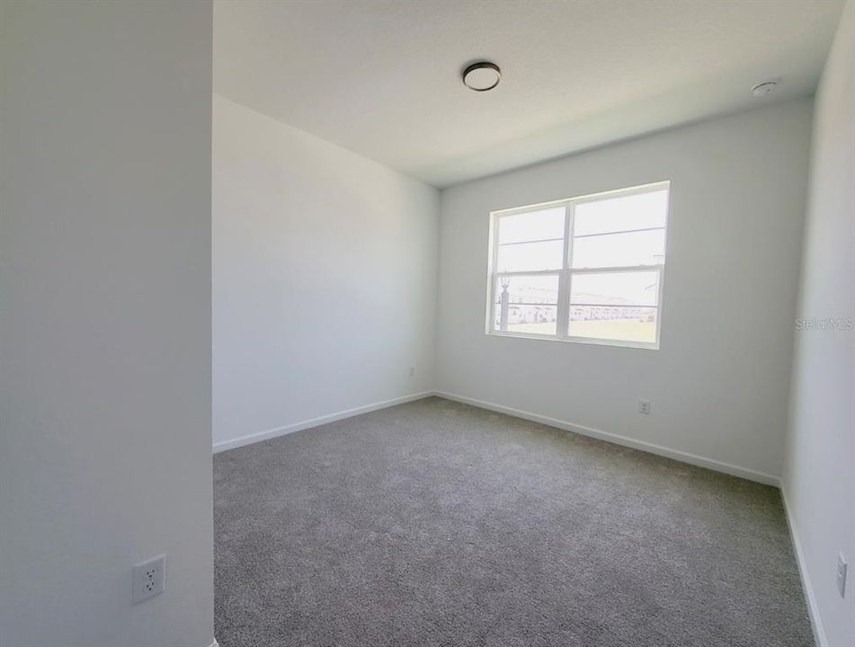 For Rent: $2,900 (5 beds, 3 baths, 2582 Square Feet)