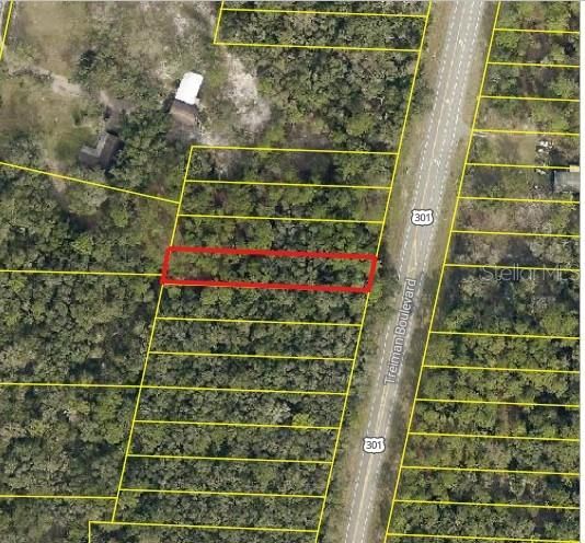 待售: $12,900 (0.36 acres)