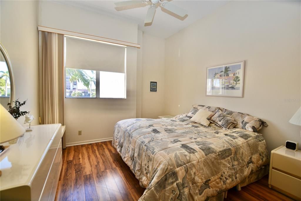 En Venta: $325,000 (2 camas, 2 baños, 1140 Pies cuadrados)