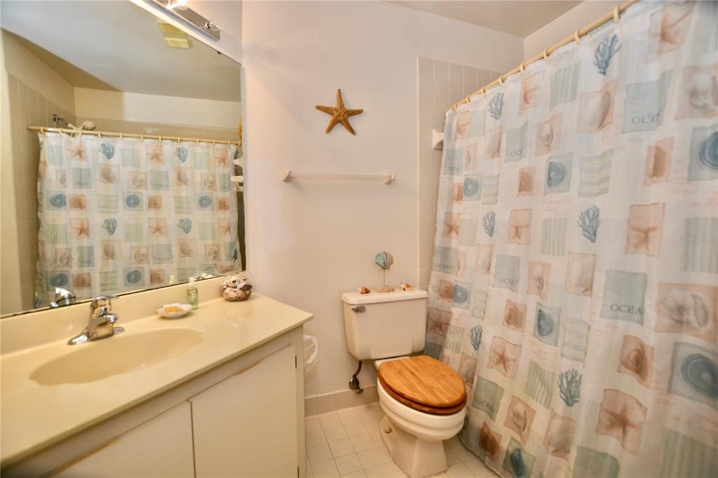 En Venta: $325,000 (2 camas, 2 baños, 1140 Pies cuadrados)