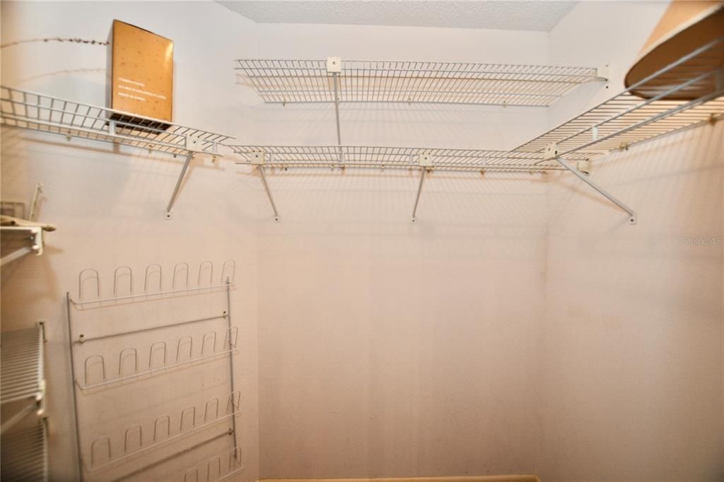 En Venta: $325,000 (2 camas, 2 baños, 1140 Pies cuadrados)