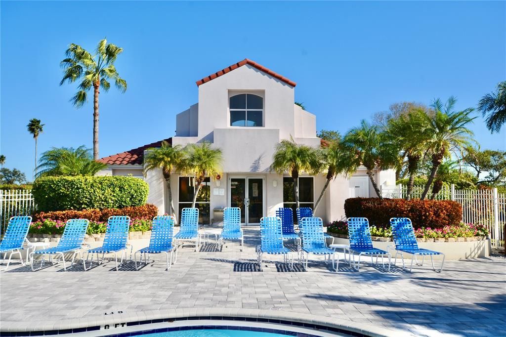 En Venta: $325,000 (2 camas, 2 baños, 1140 Pies cuadrados)