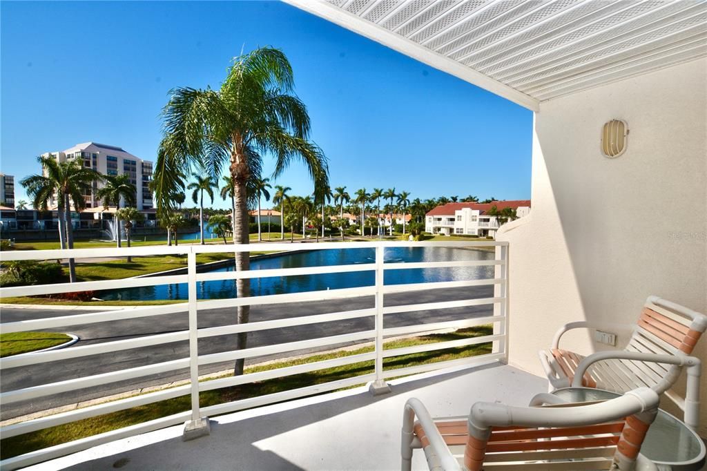 En Venta: $325,000 (2 camas, 2 baños, 1140 Pies cuadrados)