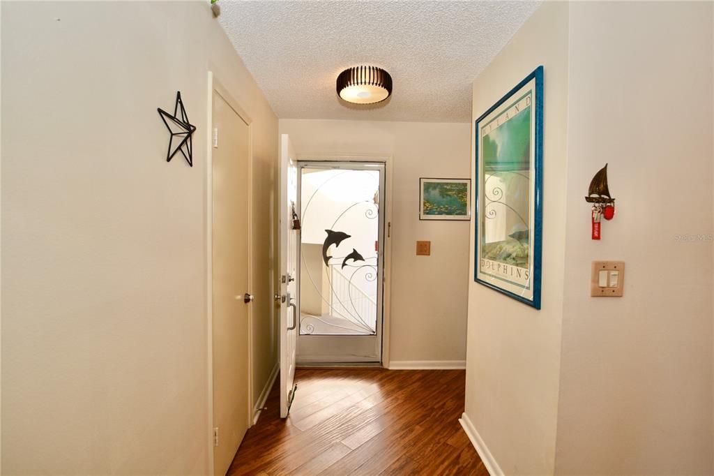 En Venta: $325,000 (2 camas, 2 baños, 1140 Pies cuadrados)