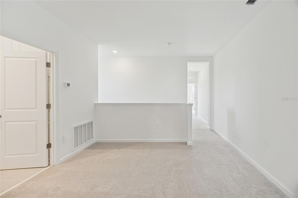 For Rent: $2,200 (3 beds, 2 baths, 1835 Square Feet)