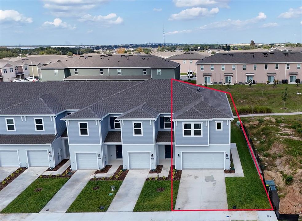 For Rent: $2,200 (3 beds, 2 baths, 1835 Square Feet)