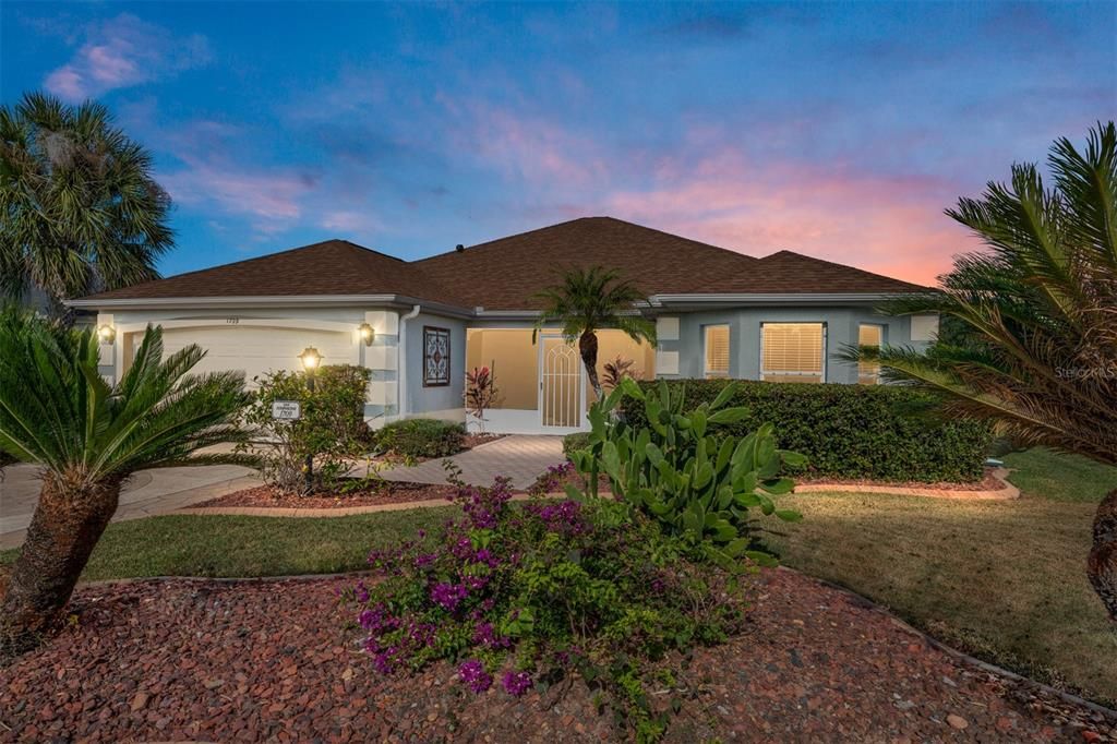 En Venta: $434,500 (3 camas, 2 baños, 1796 Pies cuadrados)