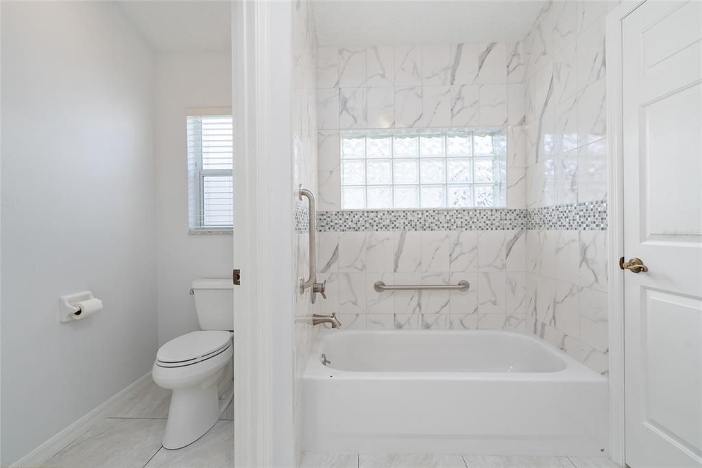 En Venta: $434,500 (3 camas, 2 baños, 1796 Pies cuadrados)