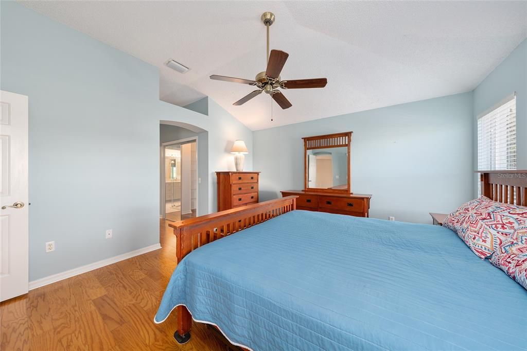 En Venta: $434,500 (3 camas, 2 baños, 1796 Pies cuadrados)