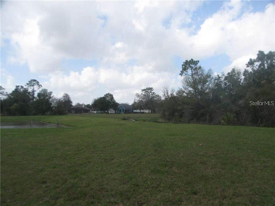 出租: $2,400 (4 贝兹, 2 浴室, 2026 平方英尺)