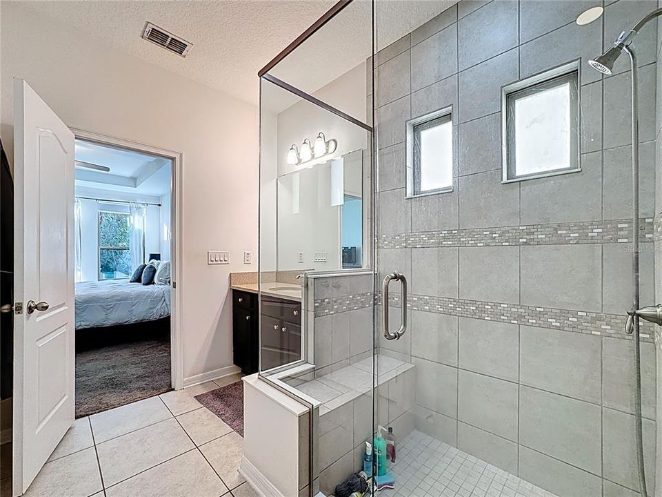 En Venta: $505,000 (3 camas, 2 baños, 2078 Pies cuadrados)