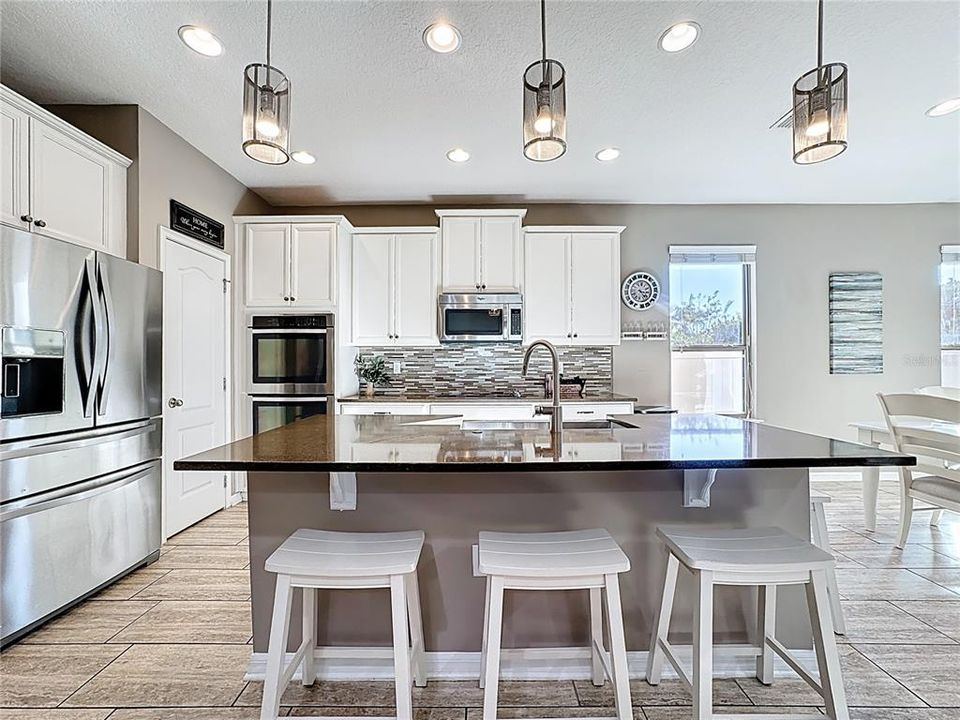 En Venta: $505,000 (3 camas, 2 baños, 2078 Pies cuadrados)