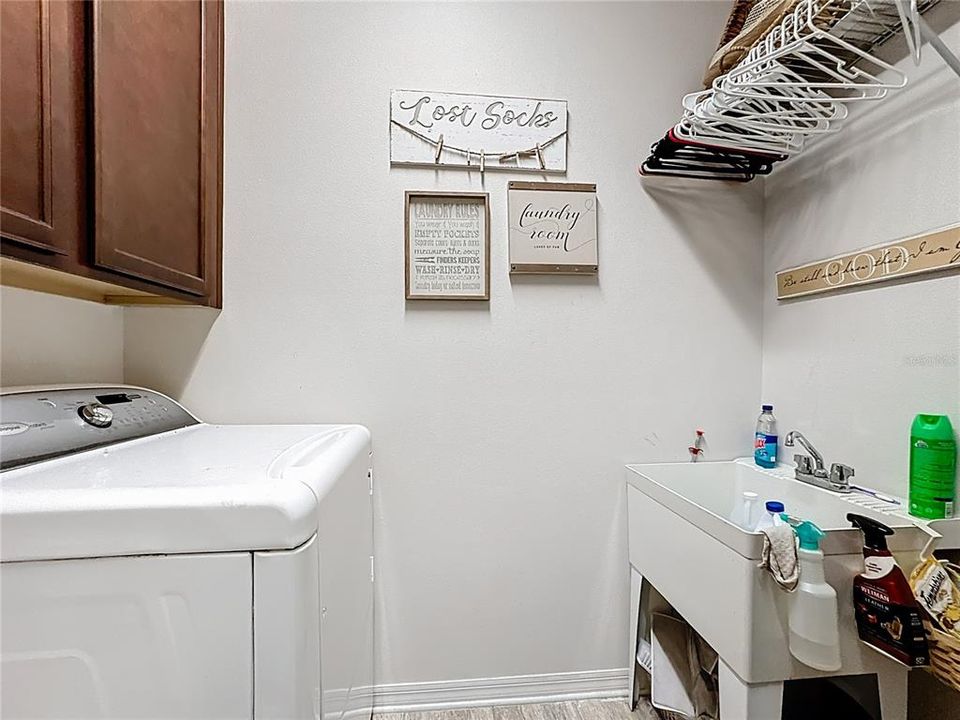 En Venta: $505,000 (3 camas, 2 baños, 2078 Pies cuadrados)