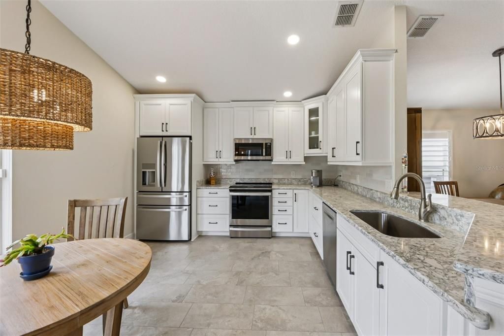 待售: $549,900 (3 贝兹, 2 浴室, 1656 平方英尺)