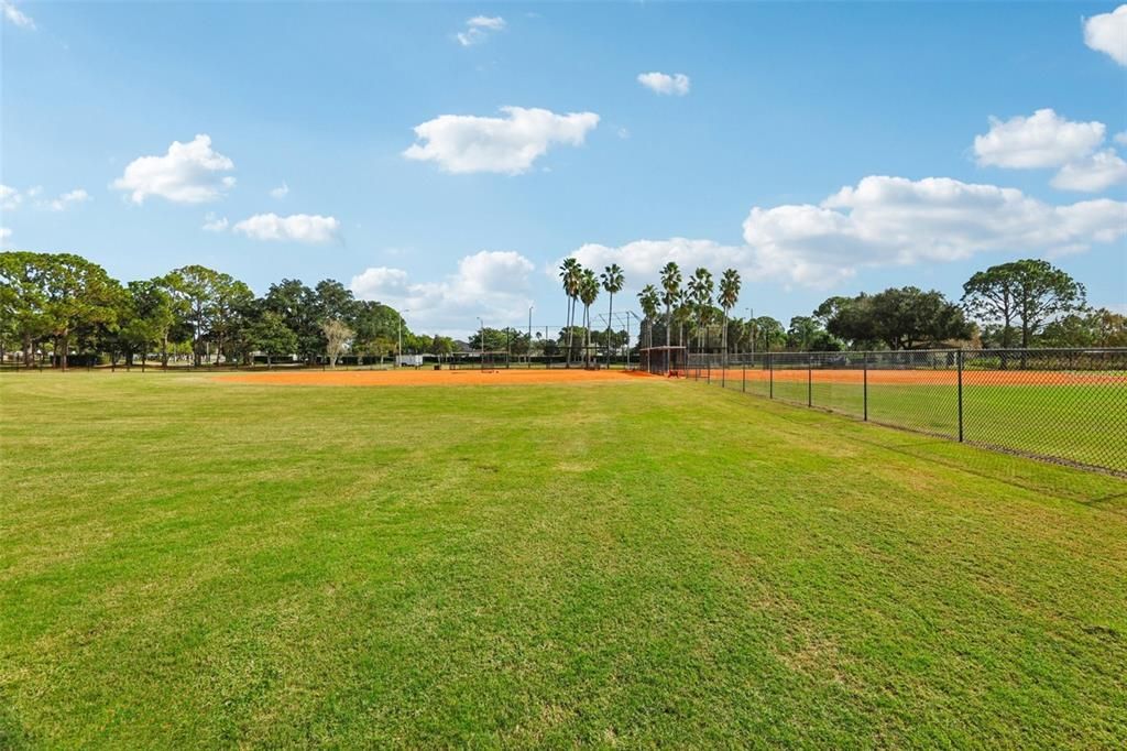 待售: $549,900 (3 贝兹, 2 浴室, 1656 平方英尺)