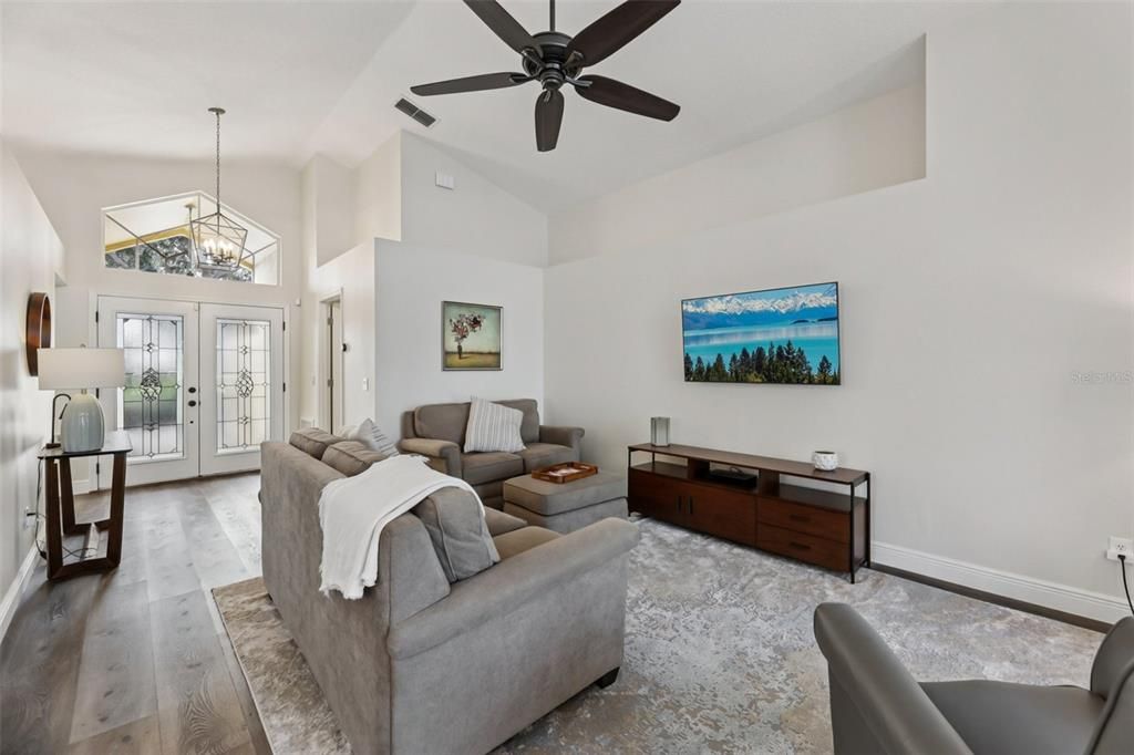 待售: $549,900 (3 贝兹, 2 浴室, 1656 平方英尺)