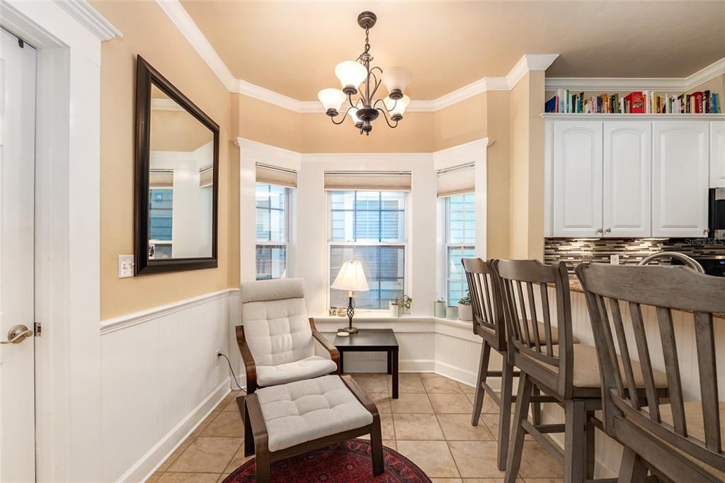 En Venta: $520,000 (4 camas, 2 baños, 2323 Pies cuadrados)