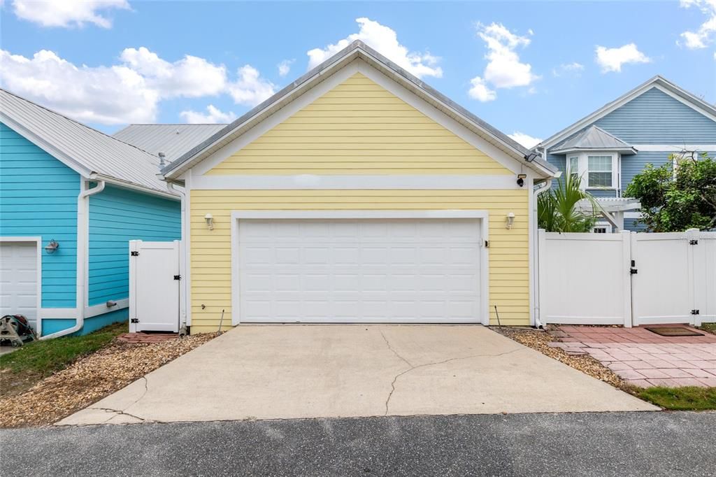 En Venta: $520,000 (4 camas, 2 baños, 2323 Pies cuadrados)