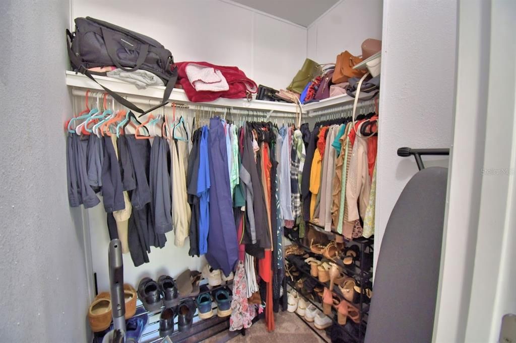 待售: $315,000 (4 贝兹, 2 浴室, 1620 平方英尺)