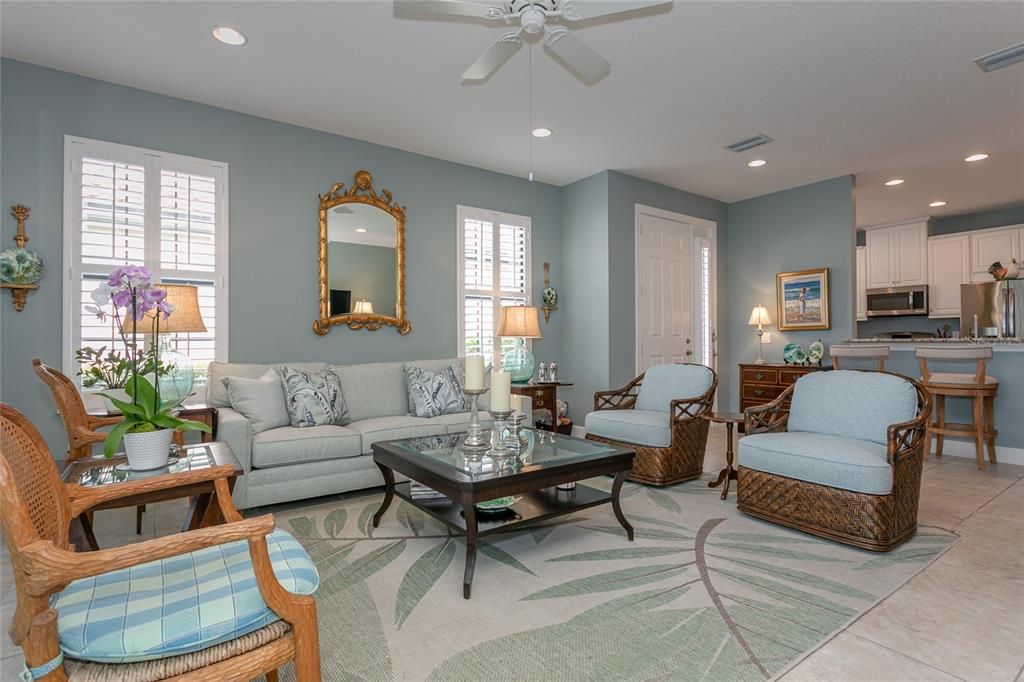 На продажу: $525,000 (2 спален, 2 ванн, 1696 Квадратных фут)