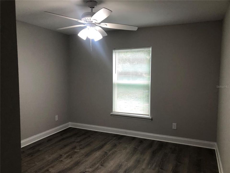 出租: $1,400 (2 贝兹, 2 浴室, 895 平方英尺)