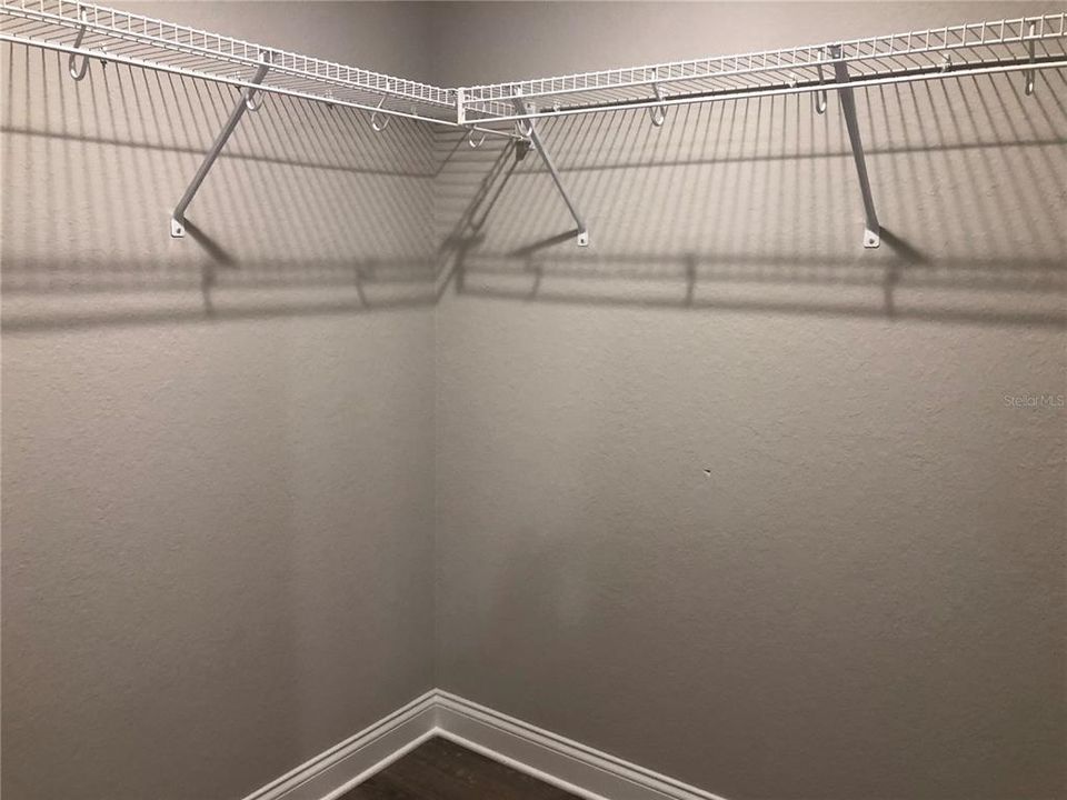 出租: $1,400 (2 贝兹, 2 浴室, 895 平方英尺)