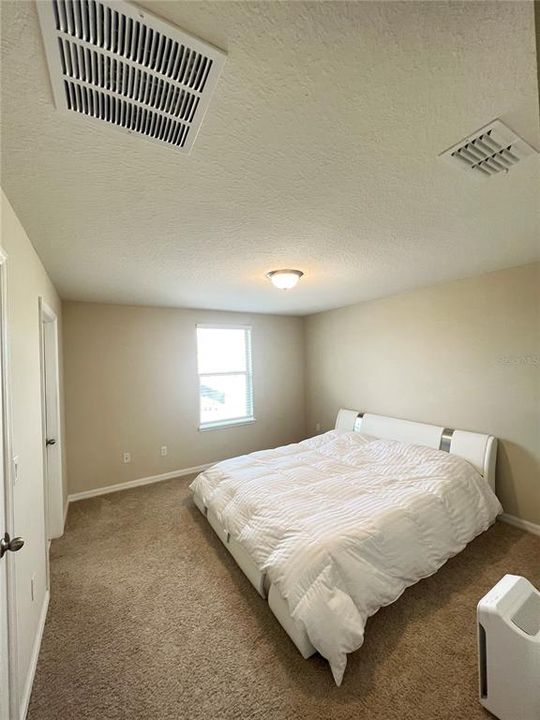 待售: $409,000 (3 贝兹, 2 浴室, 1996 平方英尺)