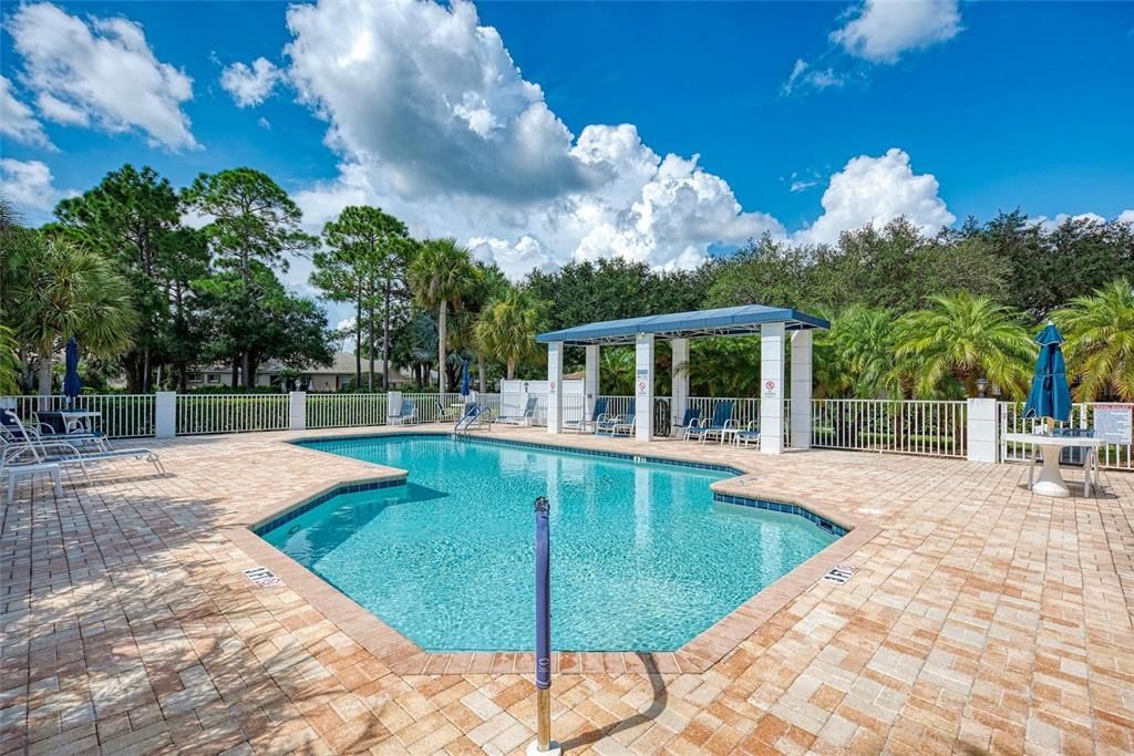 En Venta: $269,700 (2 camas, 2 baños, 1571 Pies cuadrados)