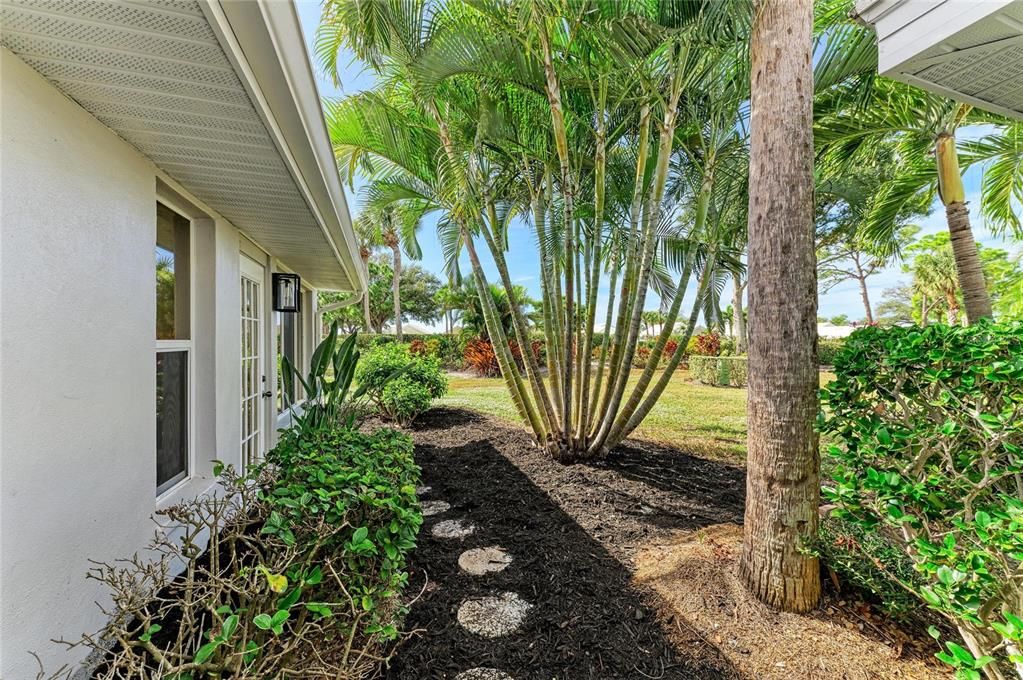 En Venta: $269,700 (2 camas, 2 baños, 1571 Pies cuadrados)