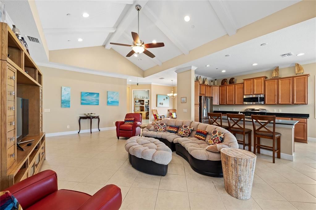 For Sale: $1,125,000 (3 beds, 3 baths, 2781 Square Feet)