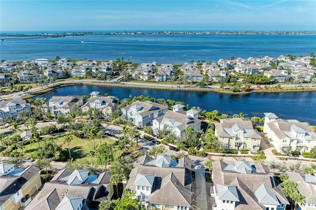 For Sale: $1,125,000 (3 beds, 3 baths, 2781 Square Feet)