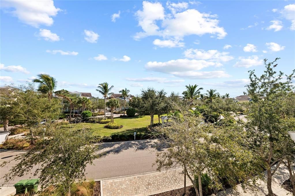 For Sale: $1,125,000 (3 beds, 3 baths, 2781 Square Feet)