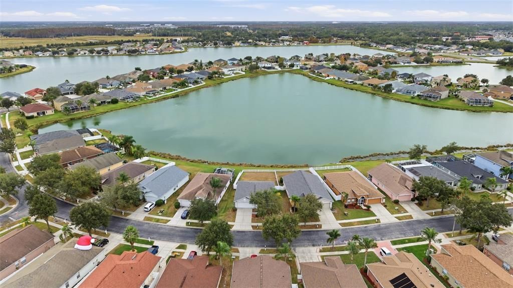 На продажу: $359,999 (3 спален, 2 ванн, 1440 Квадратных фут)