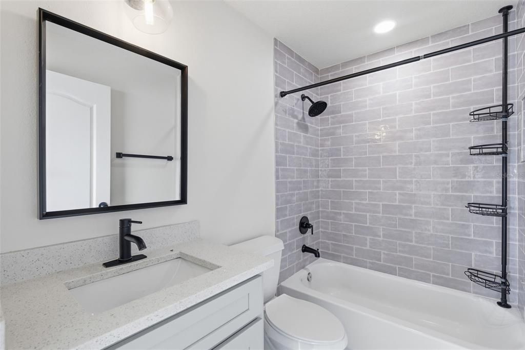 На продажу: $359,999 (3 спален, 2 ванн, 1440 Квадратных фут)