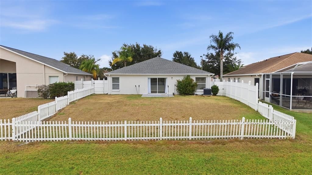 На продажу: $359,999 (3 спален, 2 ванн, 1440 Квадратных фут)