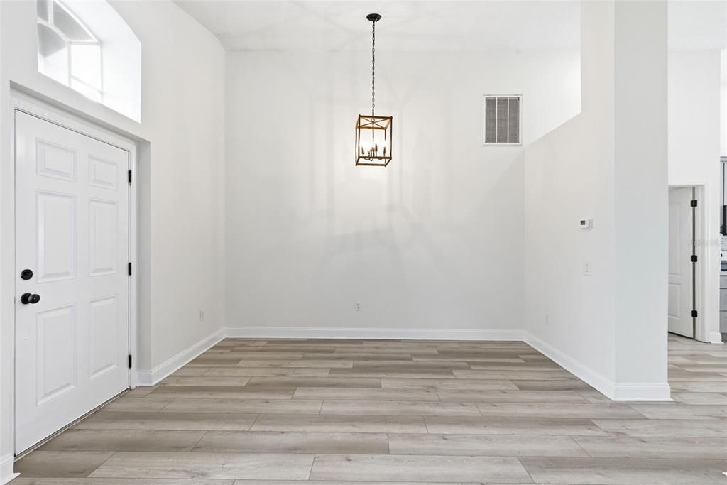 На продажу: $359,999 (3 спален, 2 ванн, 1440 Квадратных фут)