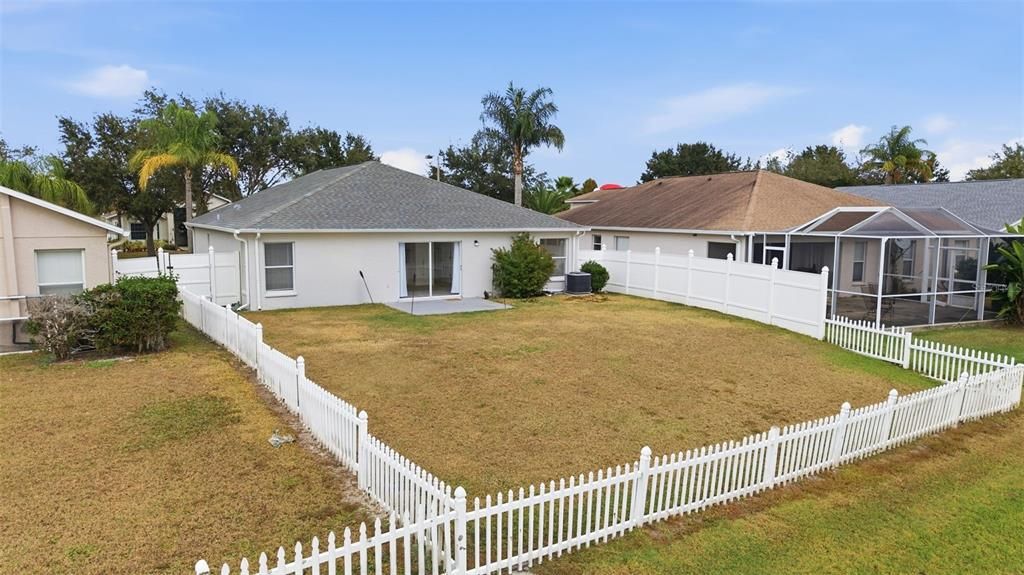 На продажу: $359,999 (3 спален, 2 ванн, 1440 Квадратных фут)