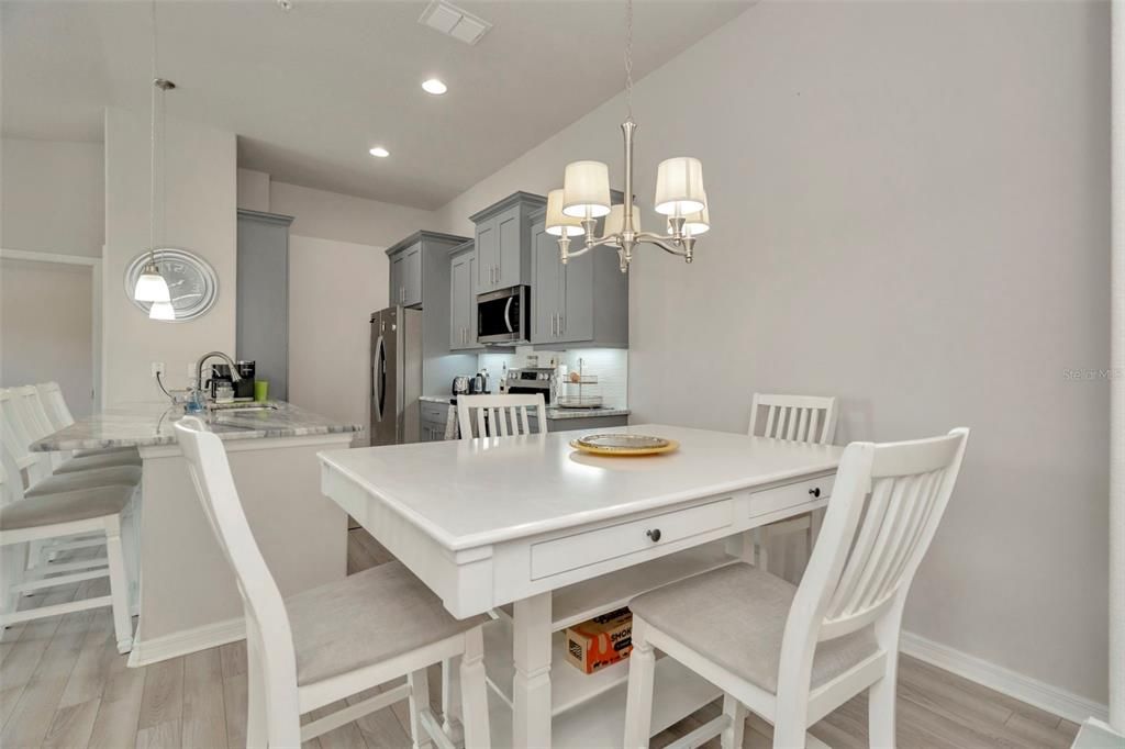 В аренду: $1,650 (2 спален, 2 ванн, 1031 Квадратных фут)