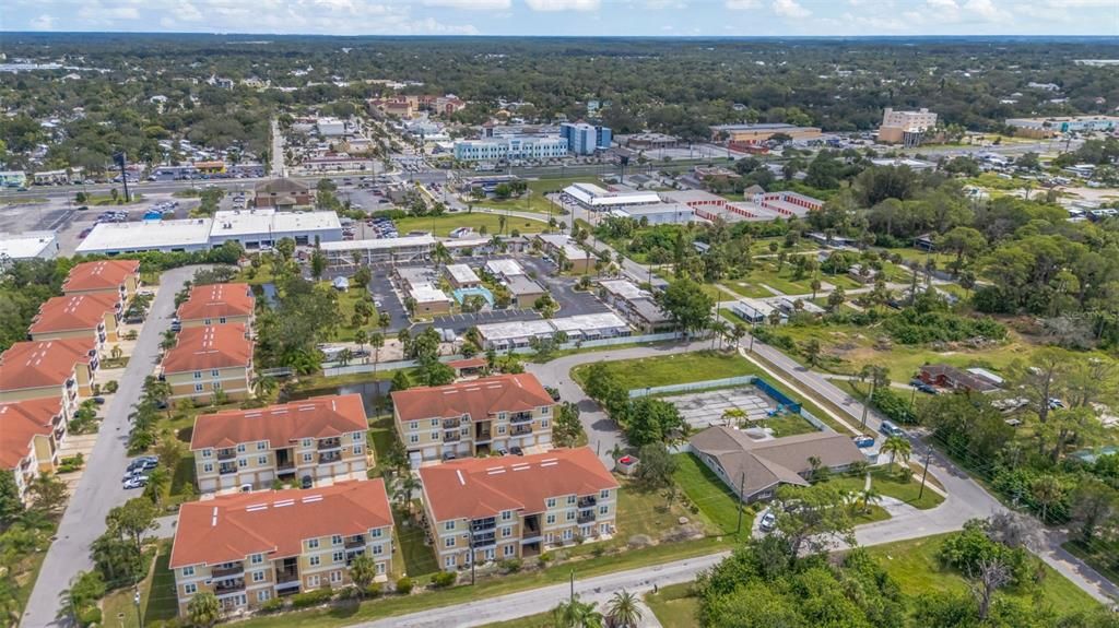 В аренду: $1,650 (2 спален, 2 ванн, 1031 Квадратных фут)