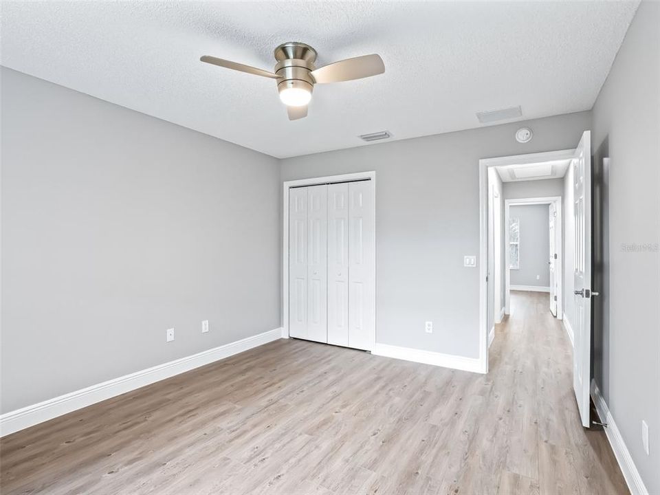 For Sale: $337,000 (3 beds, 2 baths, 1392 Square Feet)