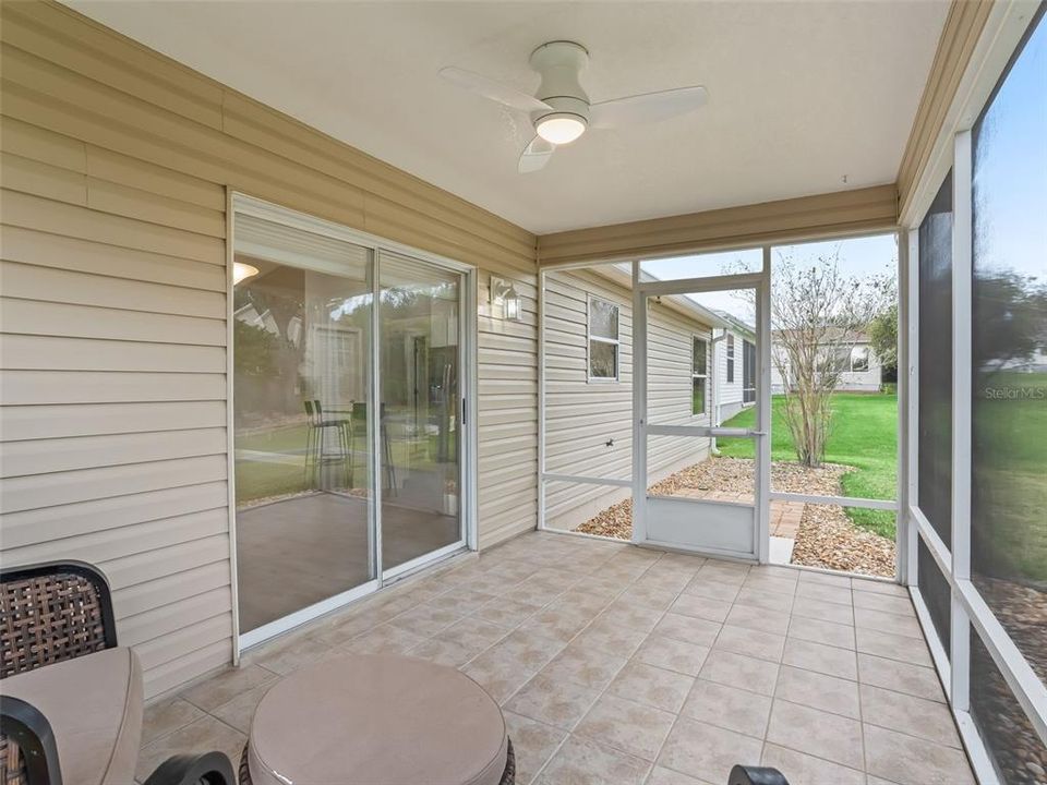 For Sale: $337,000 (3 beds, 2 baths, 1392 Square Feet)