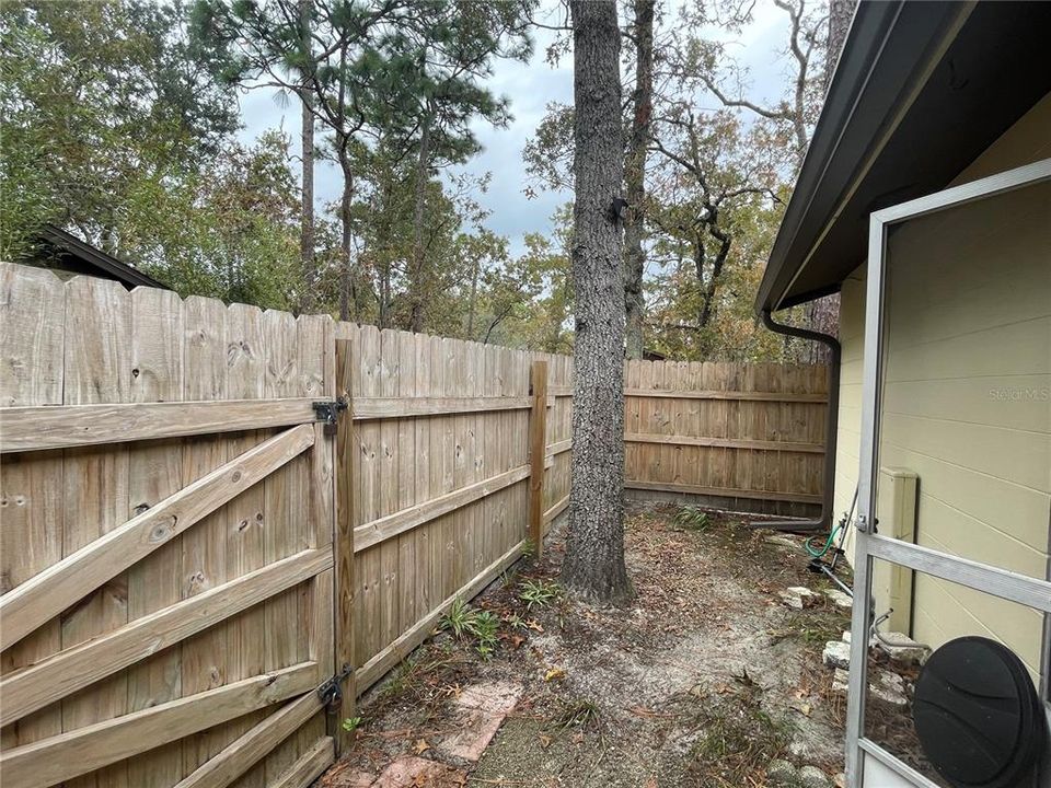 For Sale: $249,850 (3 beds, 2 baths, 1426 Square Feet)