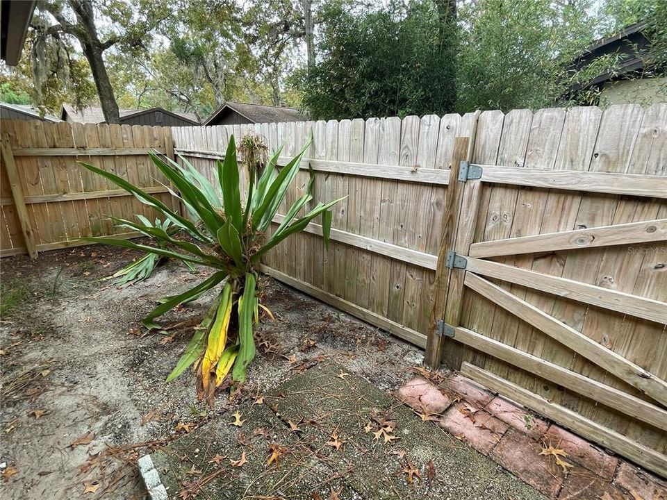 For Sale: $249,850 (3 beds, 2 baths, 1426 Square Feet)