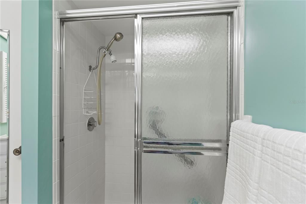 En Venta: $309,900 (2 camas, 2 baños, 1745 Pies cuadrados)